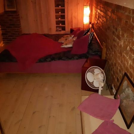 2 Story Studio Apartment Free Parking Included Riga Buitenkant foto