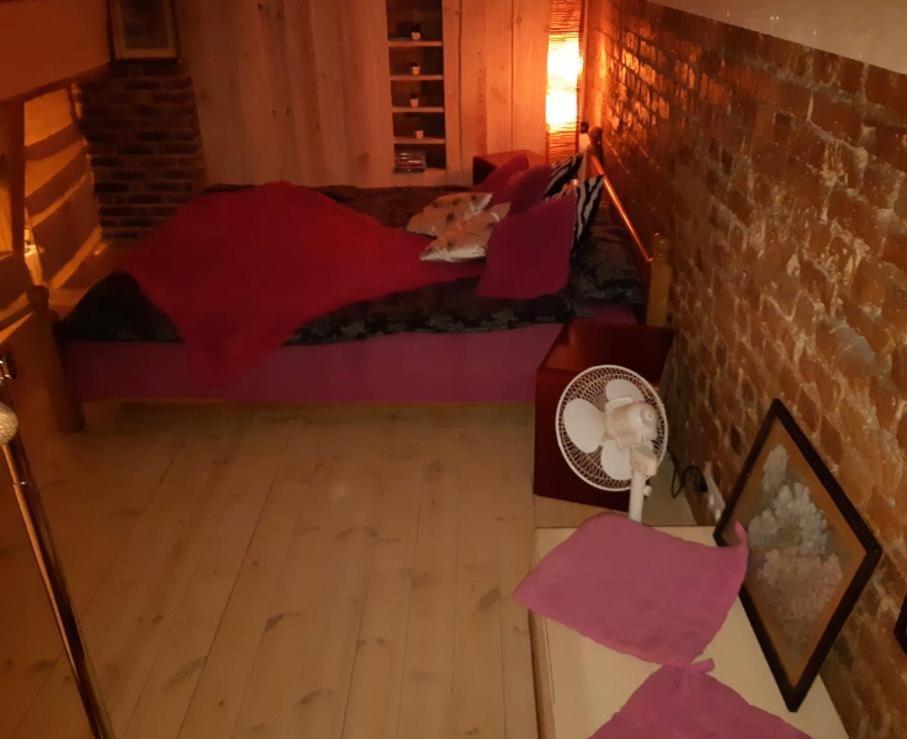 2 Story Studio Apartment Free Parking Included Riga Buitenkant foto